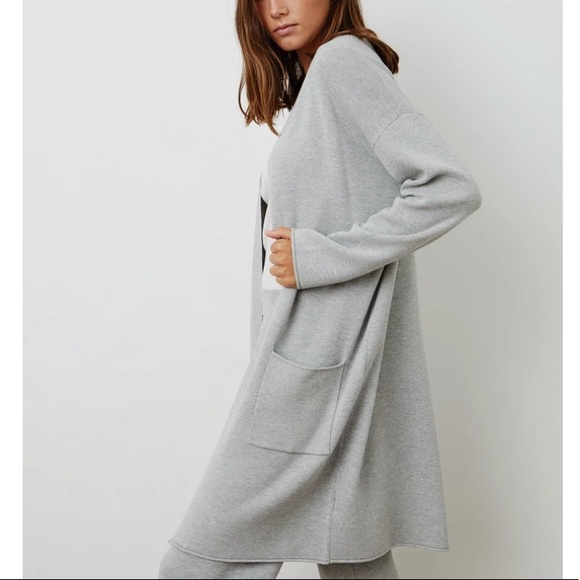 NWT Velvet by Graham & Spencer Adore Open Front Longline Cardigan Black Large - Picture 5 of 10